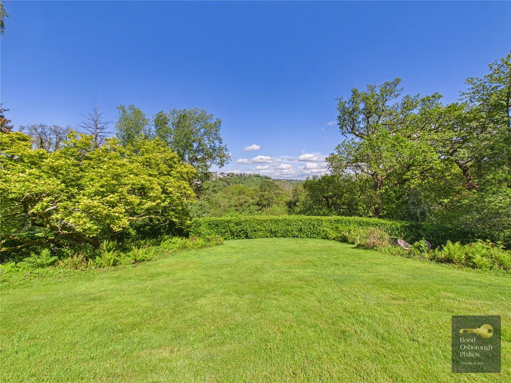 Property photo 3 of 72 Picture No. 76