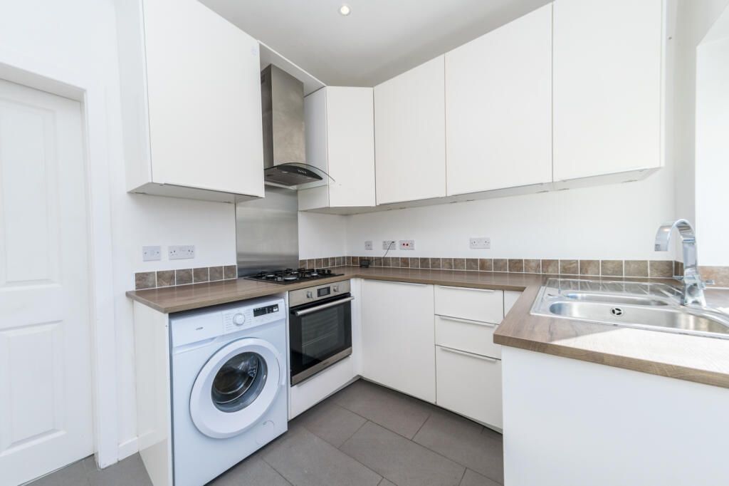Property photo 2 of 7 Ff5120394799Bf6109d176E295F7732E