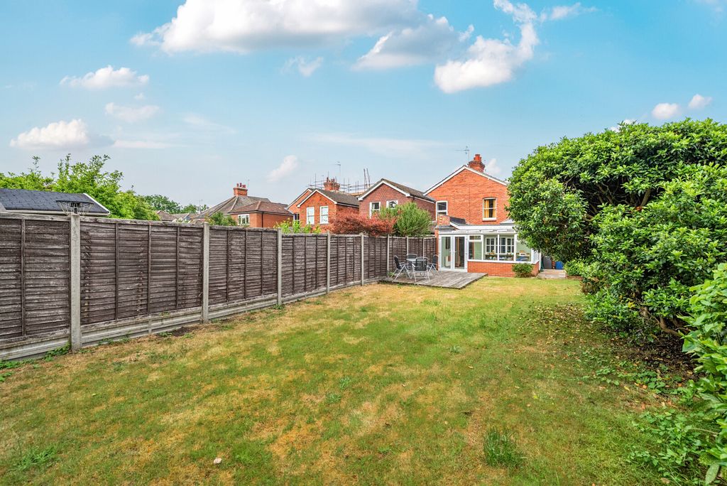Property photo 2 of 15 1471051-11-6A2054...