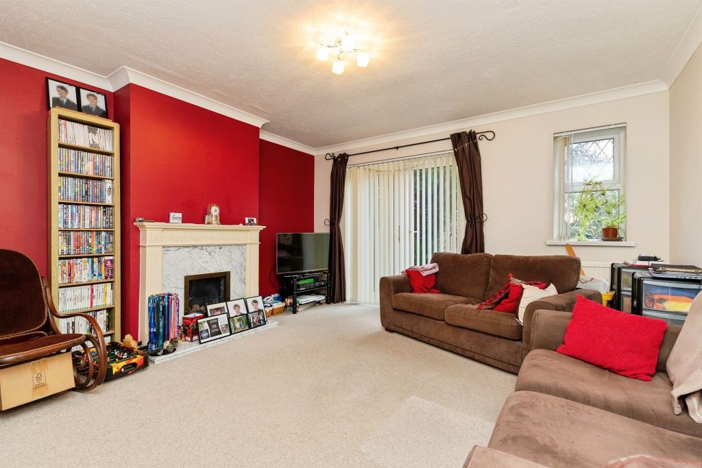 Property photo 3 of 14