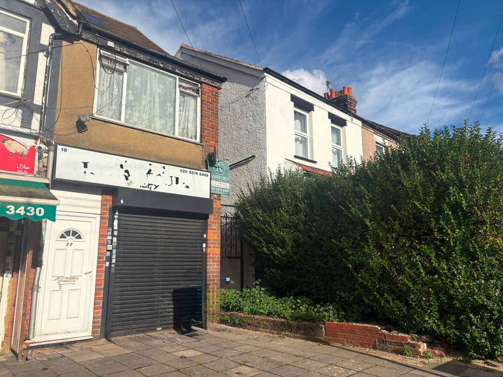 Property photo 2 of 13