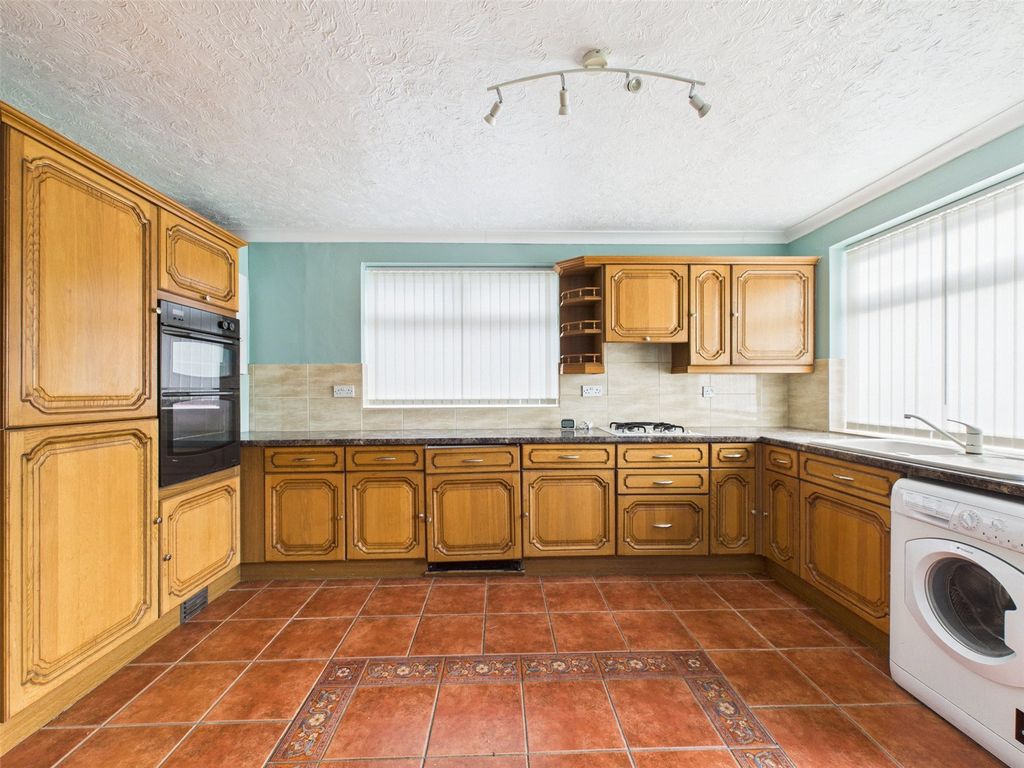 Property photo 2 of 24 Picture No. 02