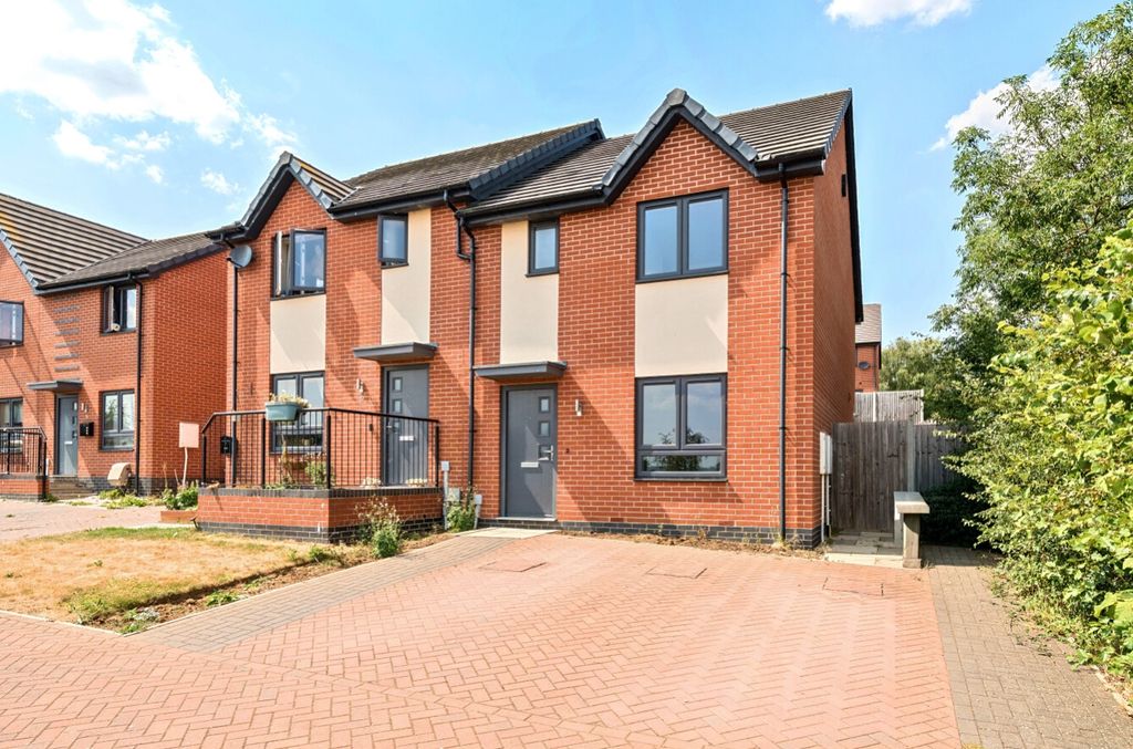 Property photo 1 of 28 1493344-20-6A4Fb11870c0c