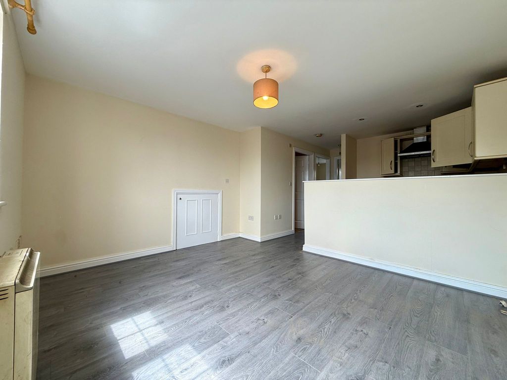 Property photo 2 of 7 Gallery