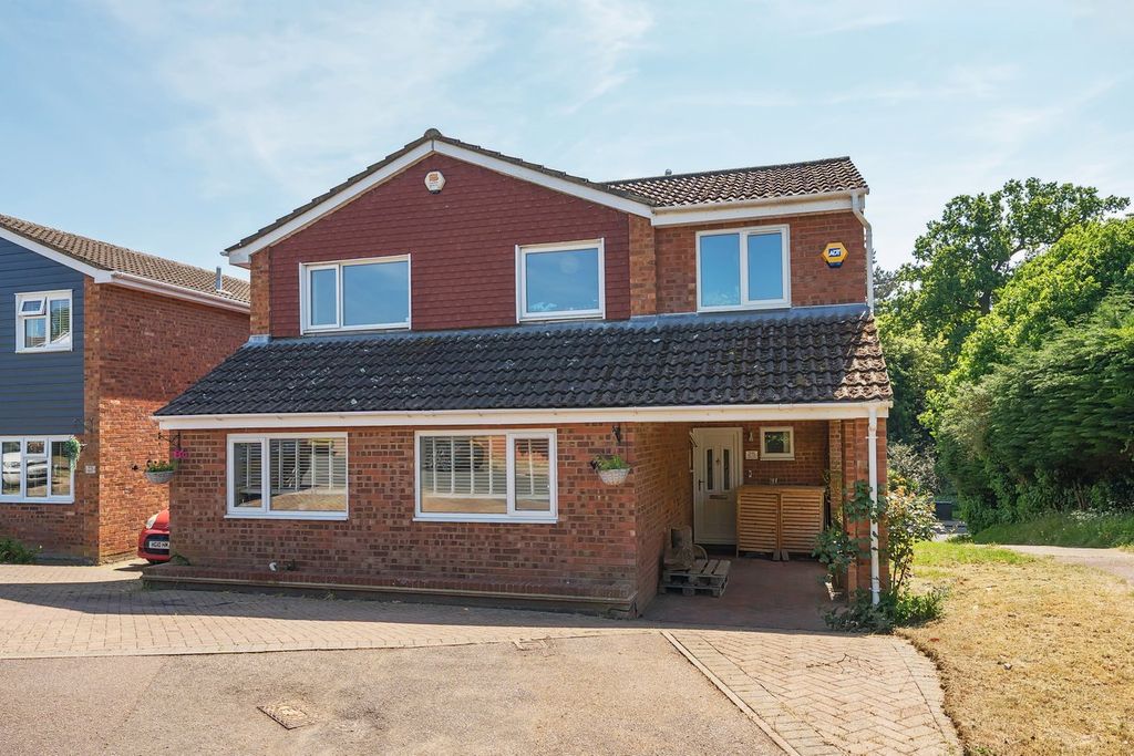 Property photo 1 of 16