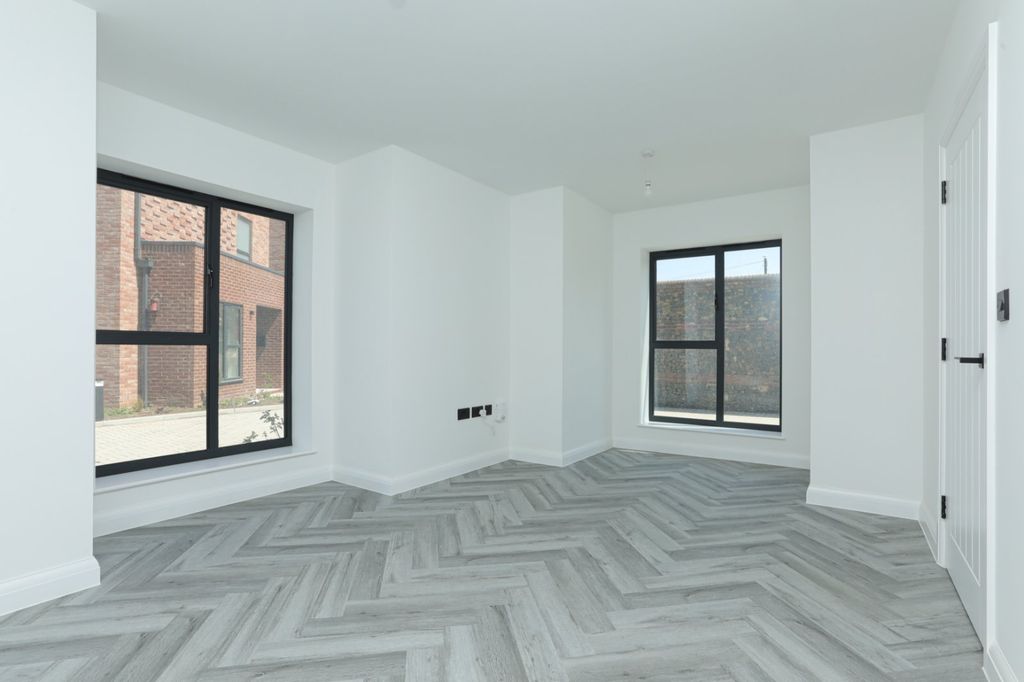 Property photo 3 of 13 Plot 1 Show Home