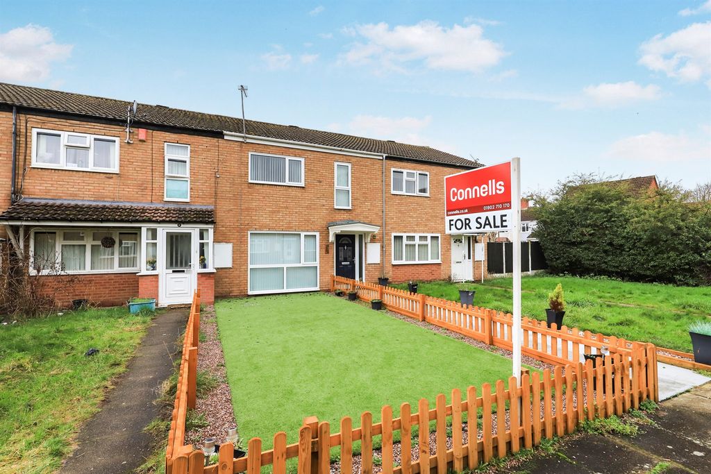 Property photo 1 of 18