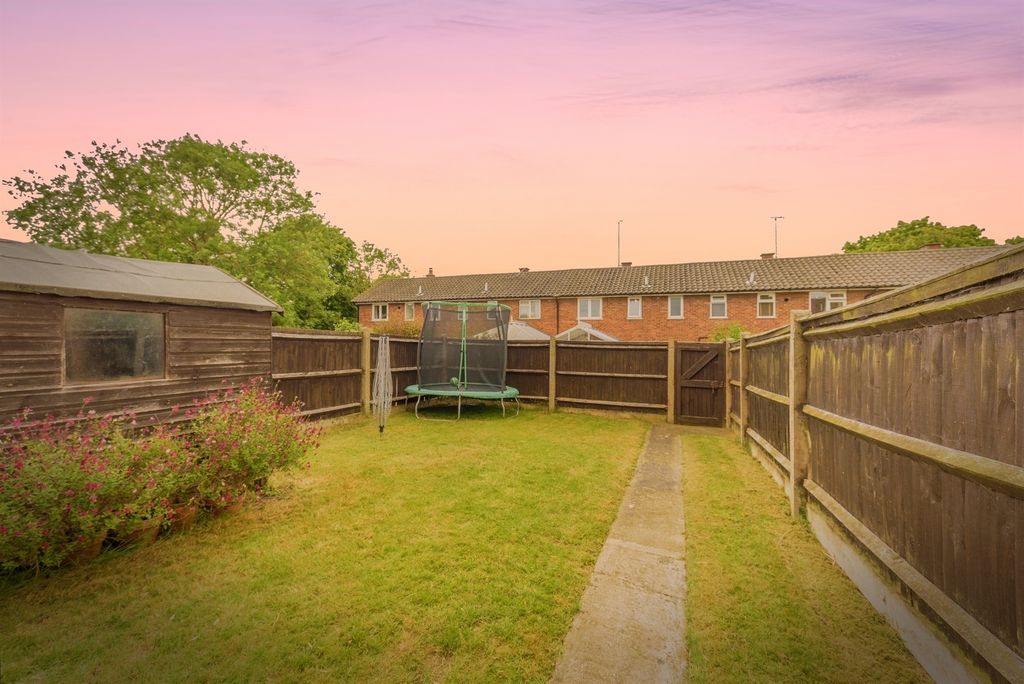 Property photo 3 of 11