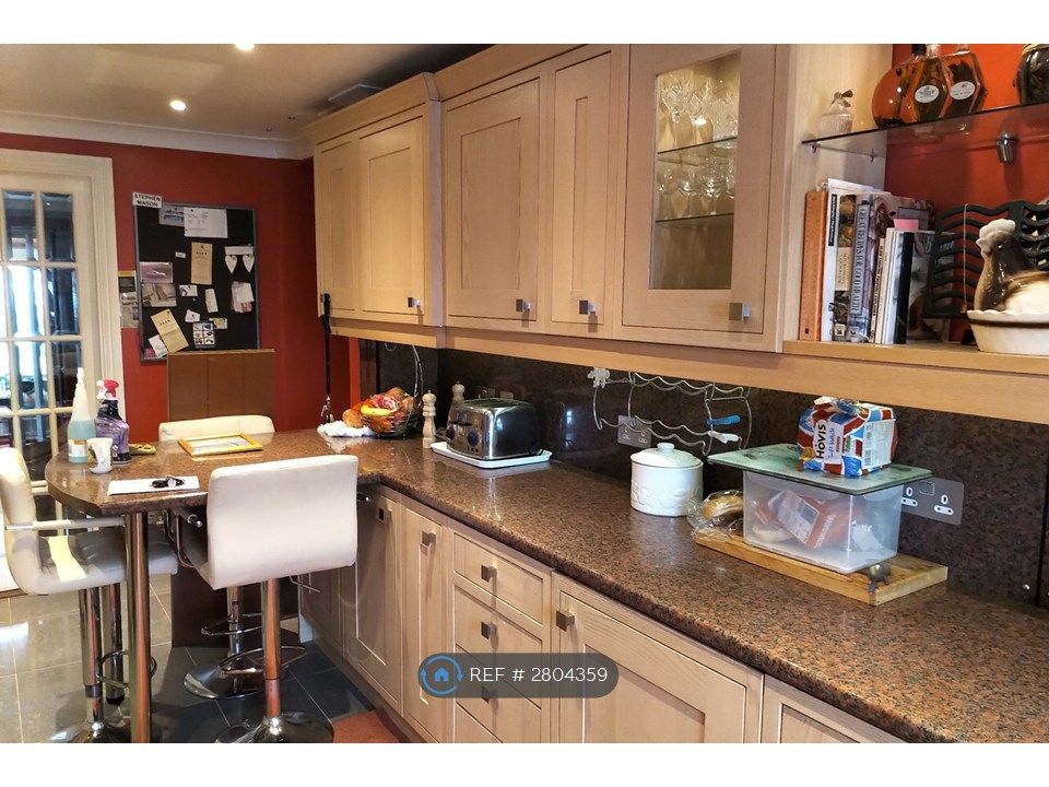 Property photo 3 of 4