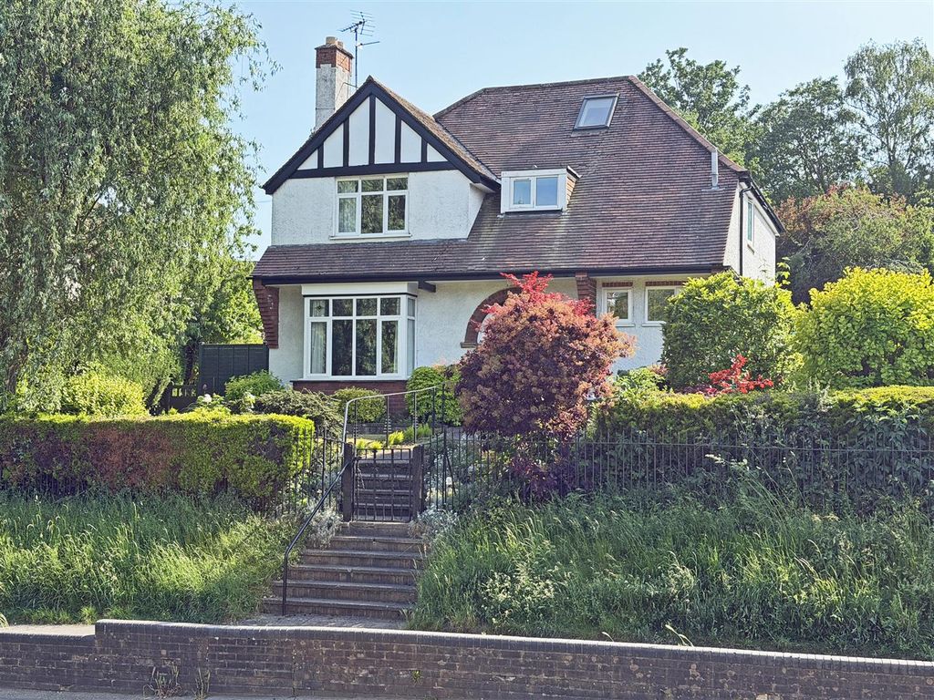 Property photo 1 of 21 Casterton Road, Stamford