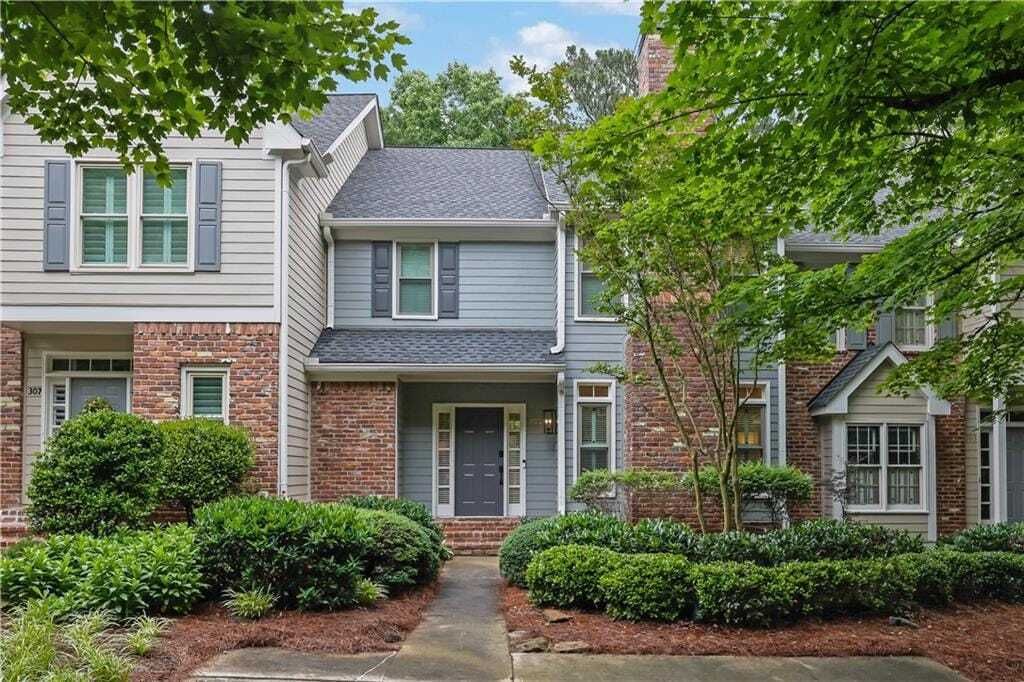 Property photo 1 of 27