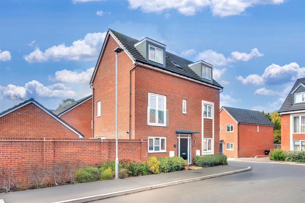 Property photo 1 of 14 Front_6.Jpeg