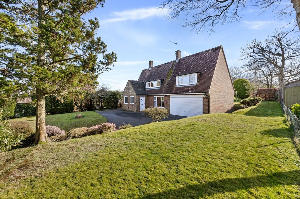 Property photo 1 of 25