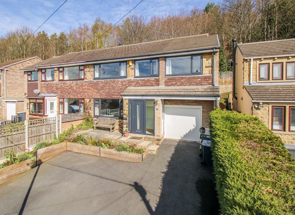 Property photo 1 of 23