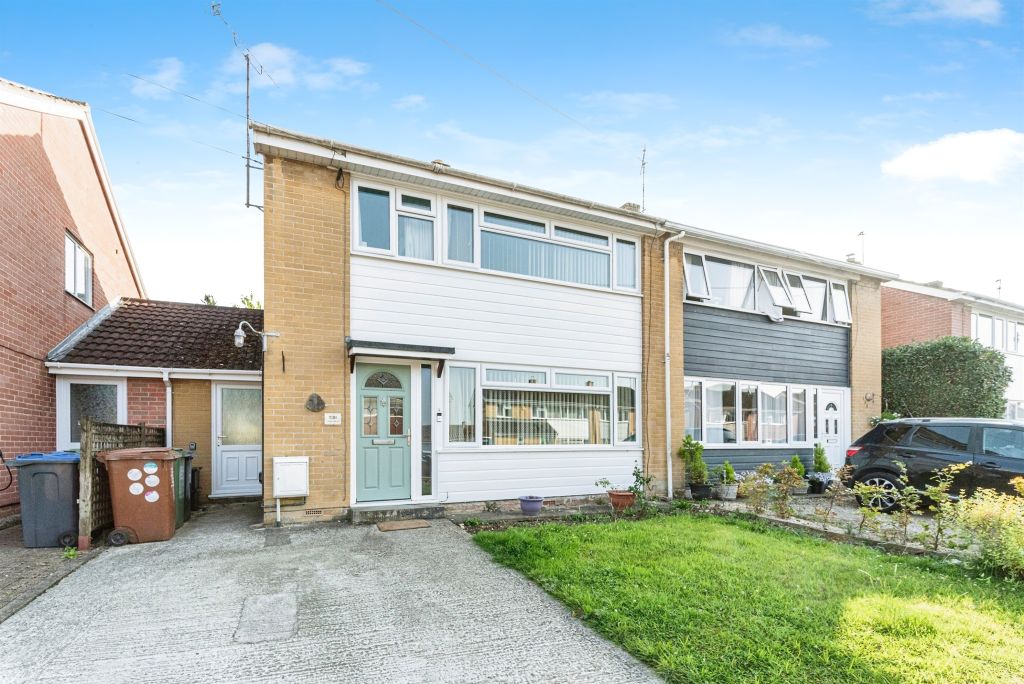 Property photo 2 of 17