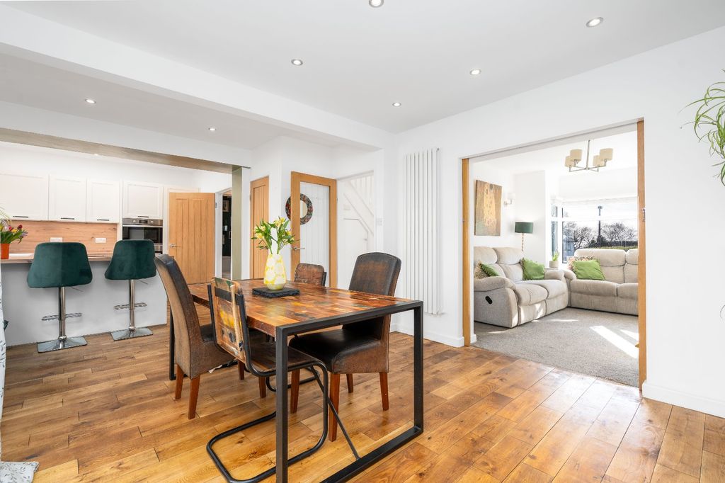 Property photo 3 of 18 Picture No. 05