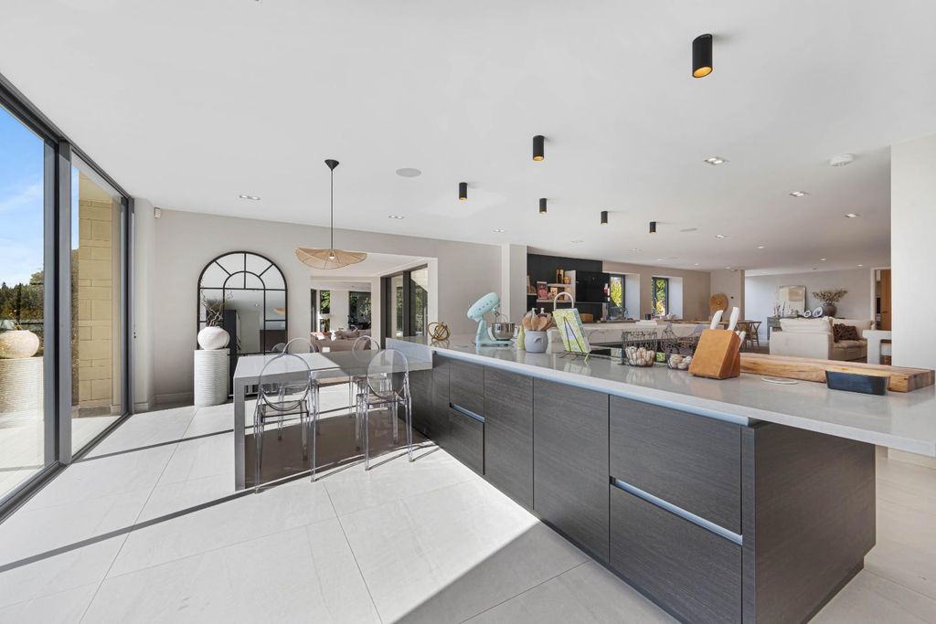 Additional image 8 of 4 bed barn conversion for saleColemans Barn, Off Chorley Old Road, Horwich, Bolton BL6