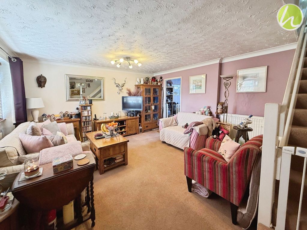 Property photo 3 of 21