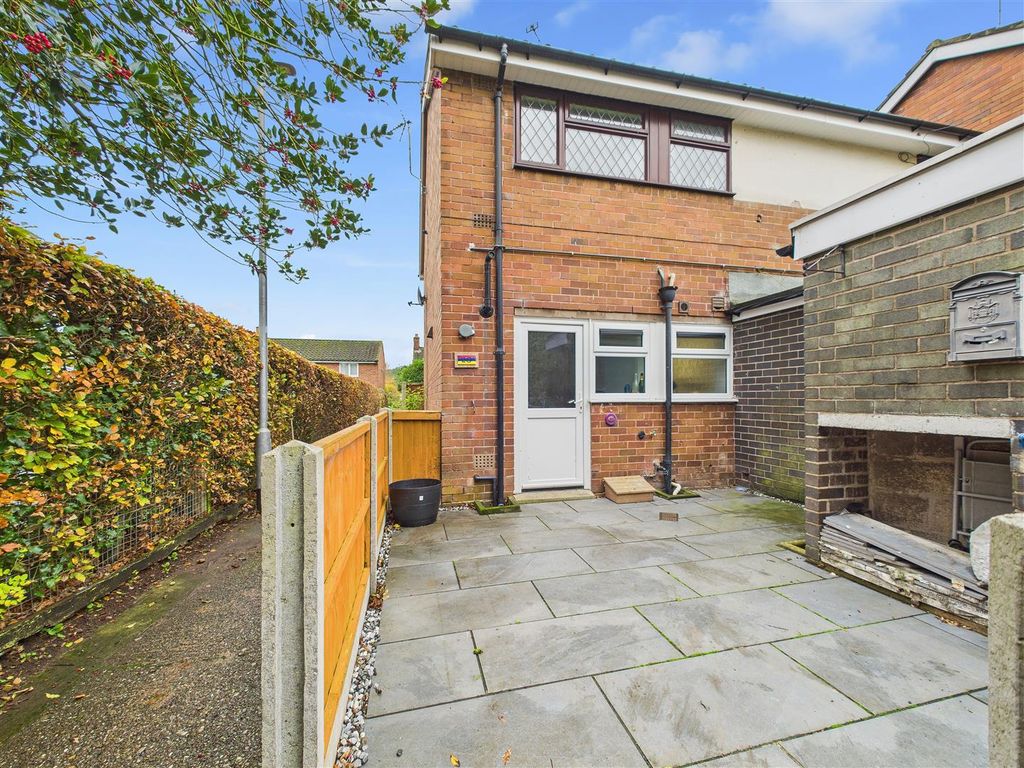 Property photo 1 of 14 Cam01407G0-Pr0024-Still014.Jpg