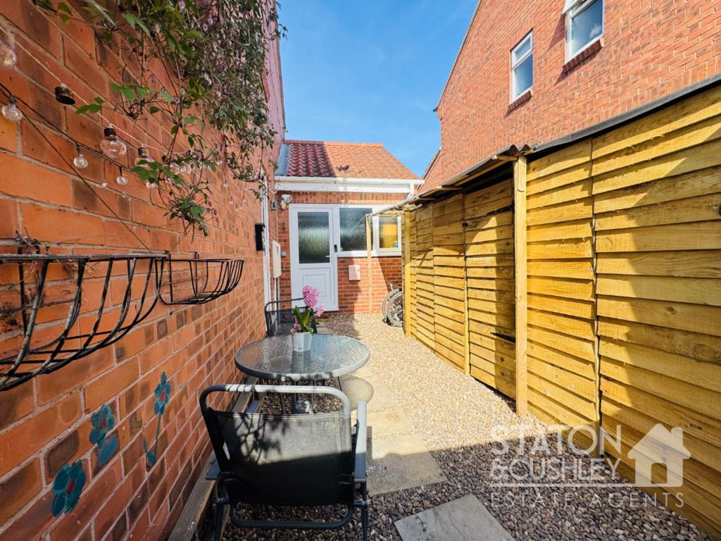 Property photo 3 of 36