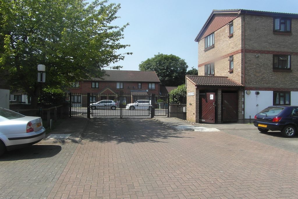 Property photo 2 of 7