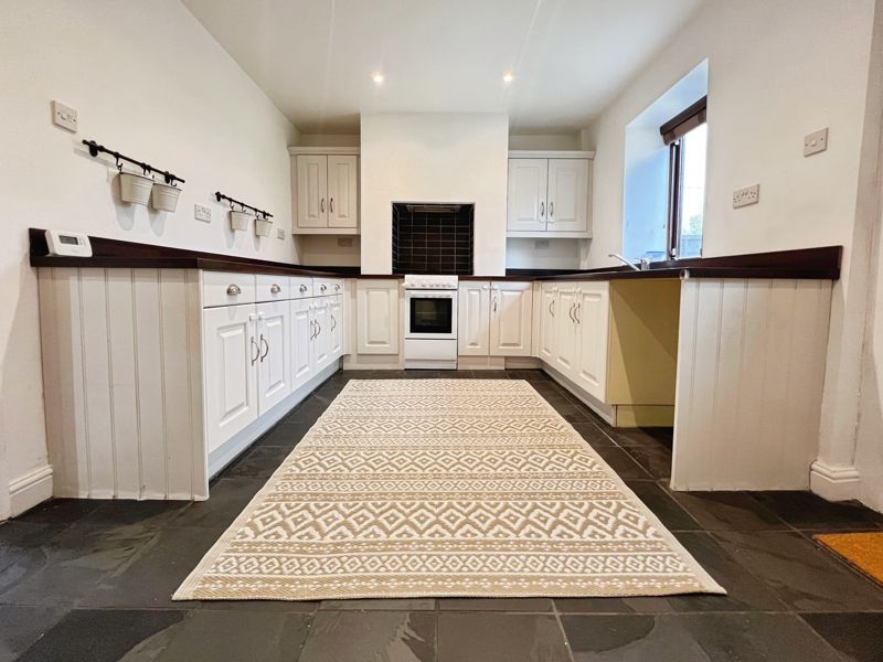 Property photo 2 of 13 Kitchen