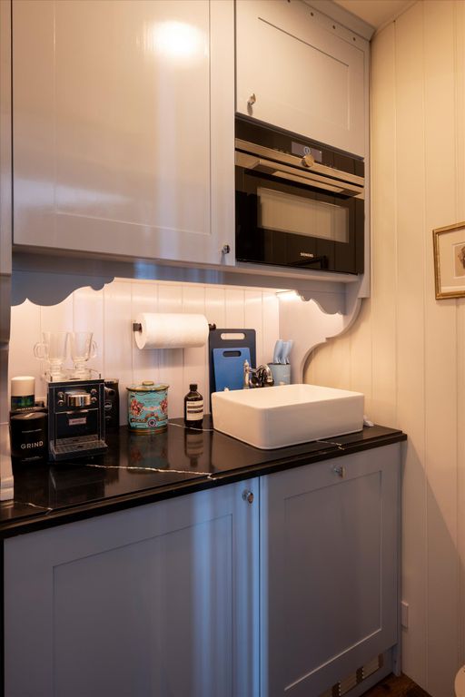 Property photo 3 of 7 Image