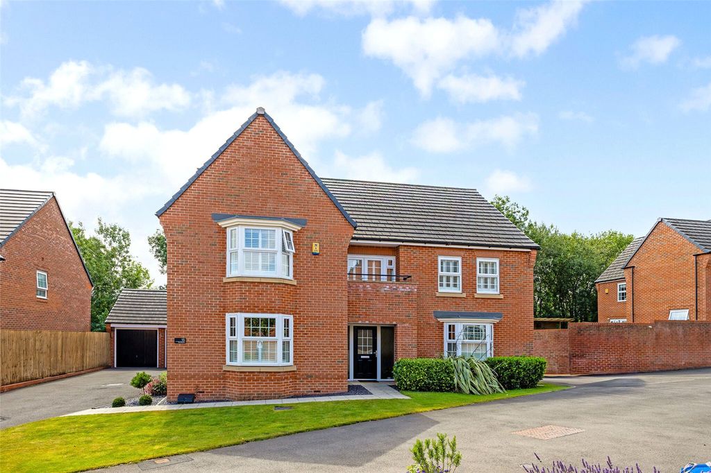 Property photo 1 of 24 15 Cae Babilon