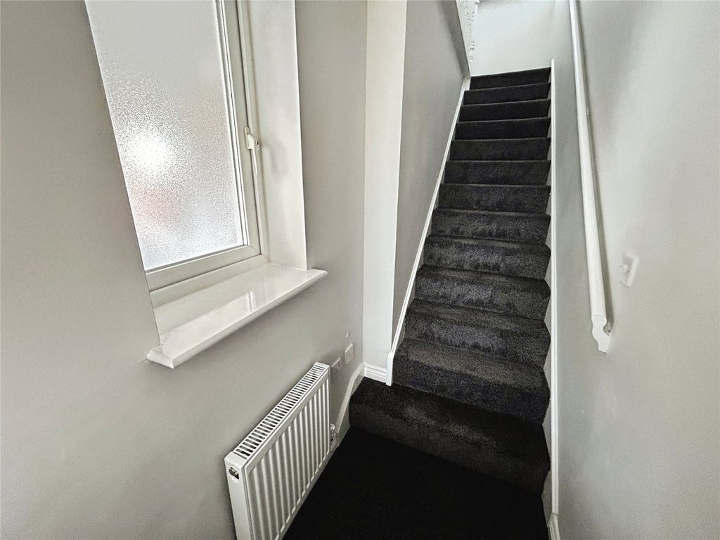 Property photo 2 of 13 Picture No. 08