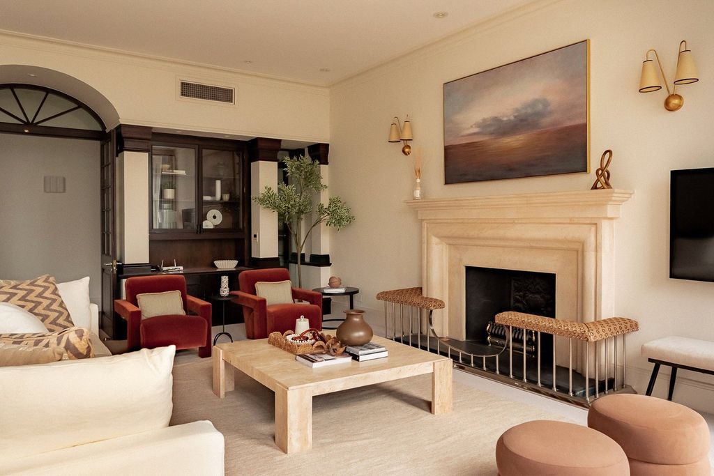 Property photo 2 of 20 Reception Room