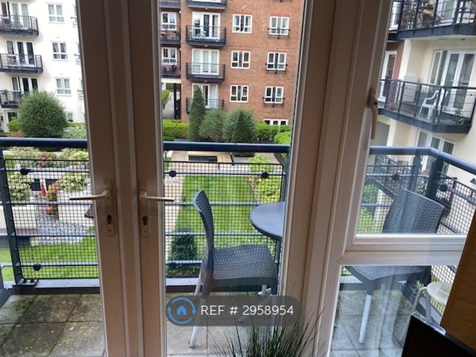 Property photo 3 of 10