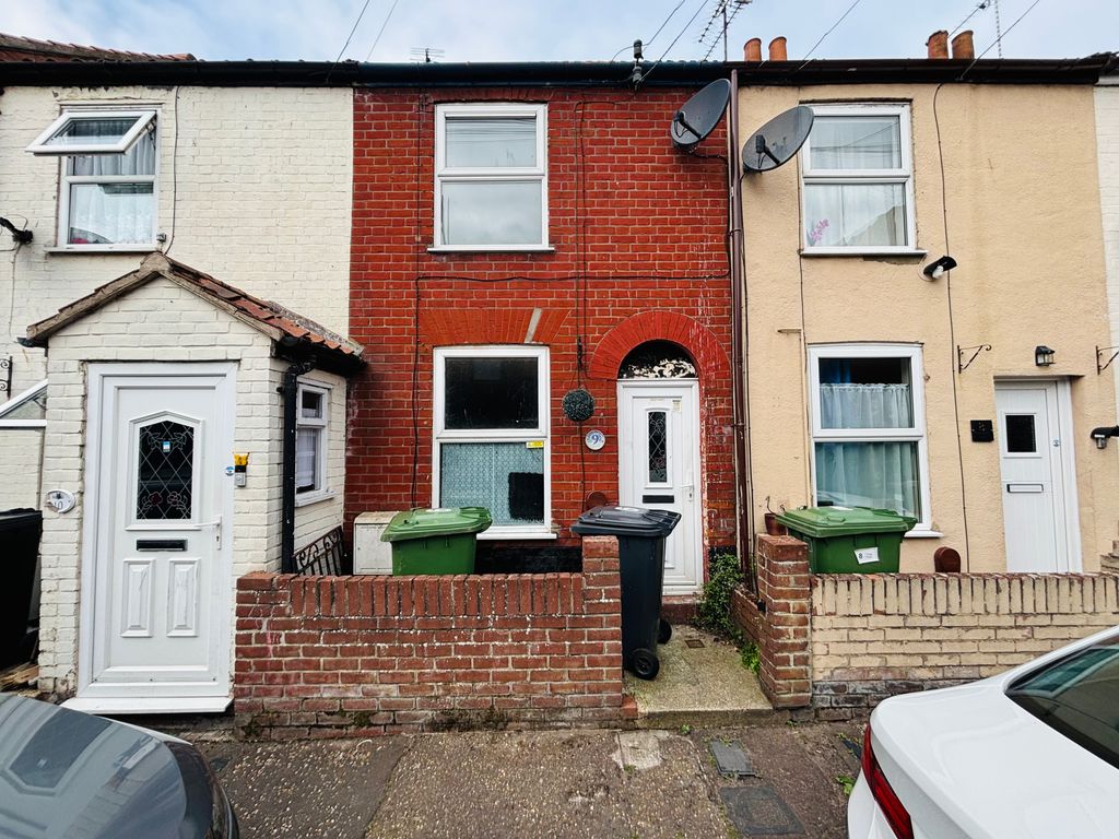 Property photo 1 of 7