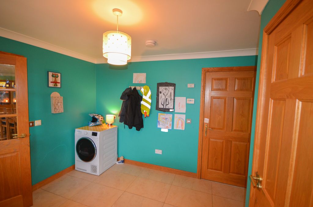 Property photo 2 of 48