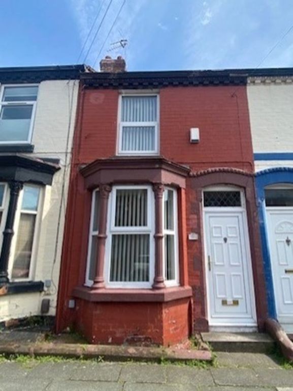 Property photo 1 of 12