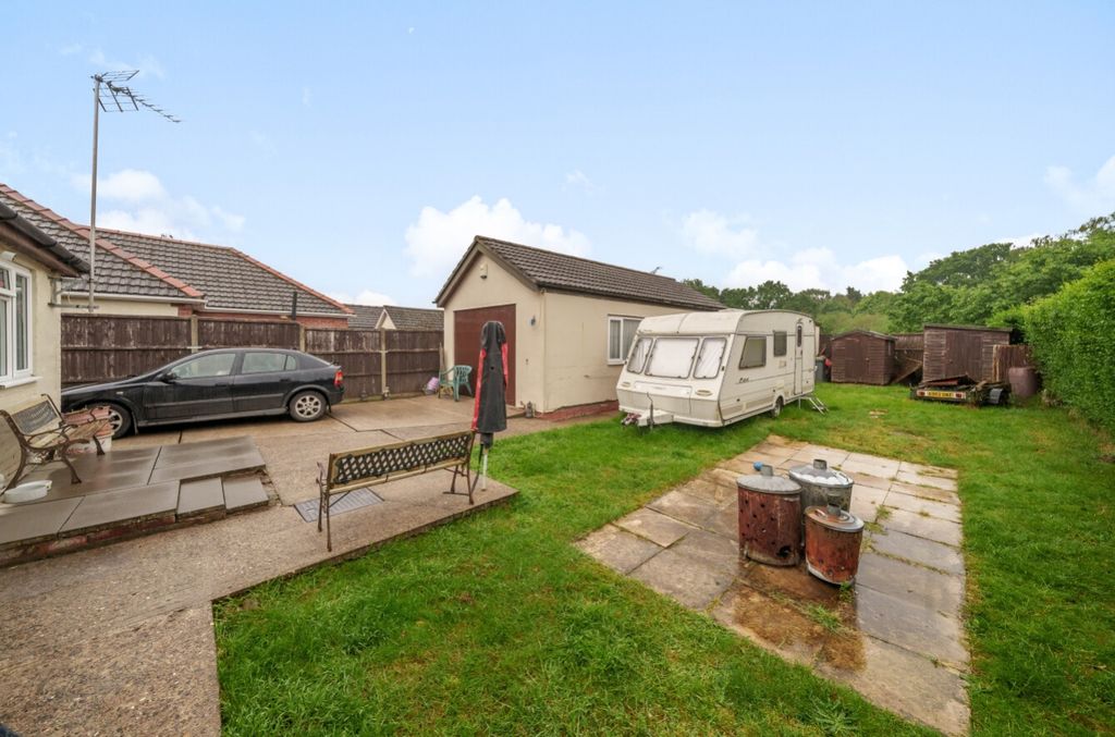 Property photo 2 of 14 1131198 (8)