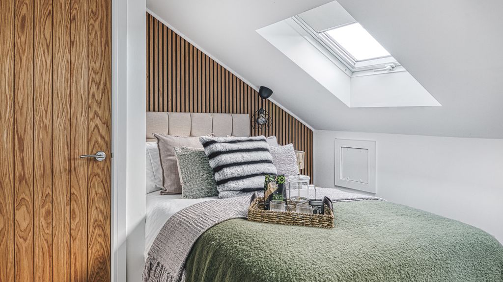 Property photo 2 of 6