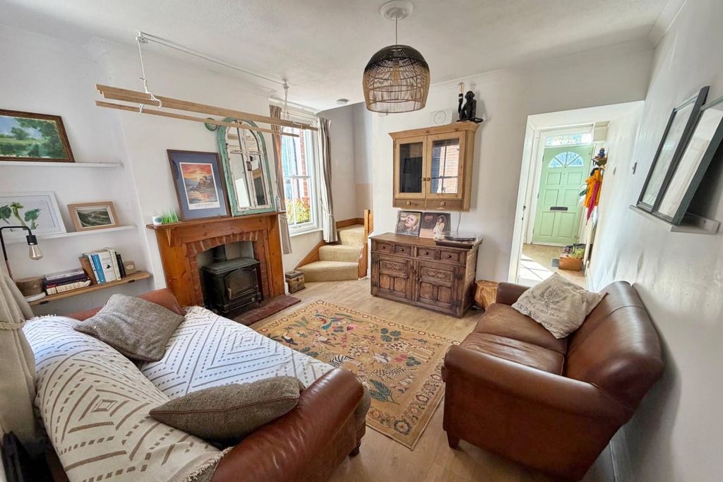 Property photo 2 of 19 5516482