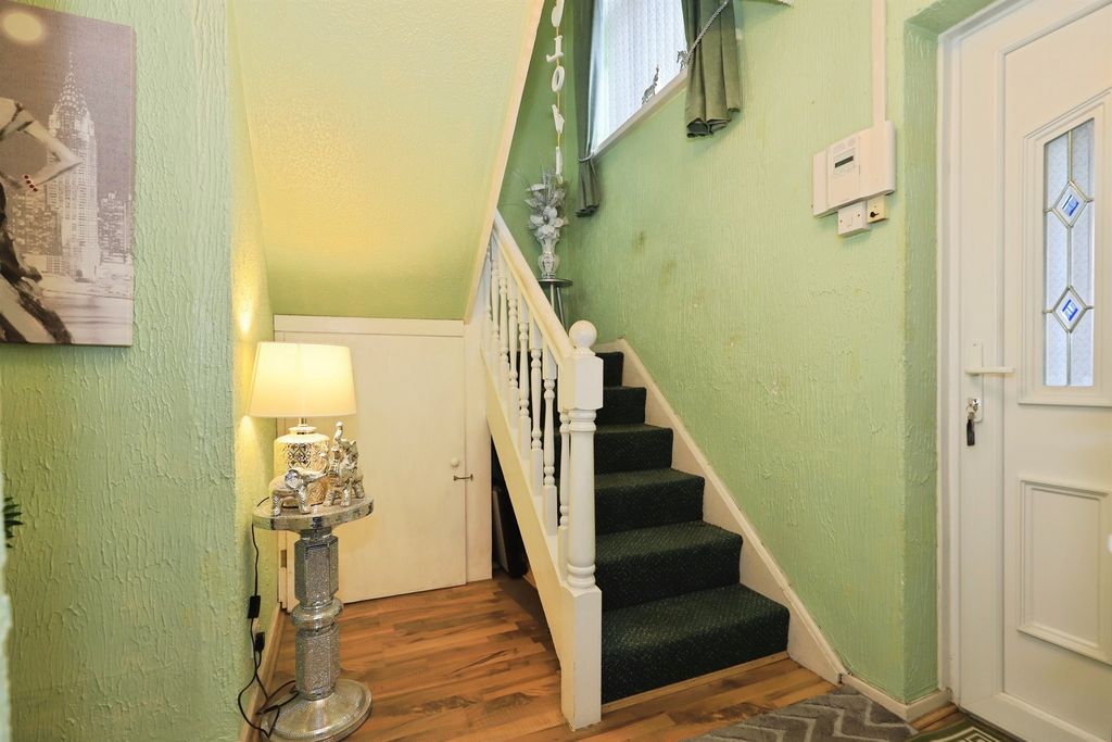 Property photo 3 of 19
