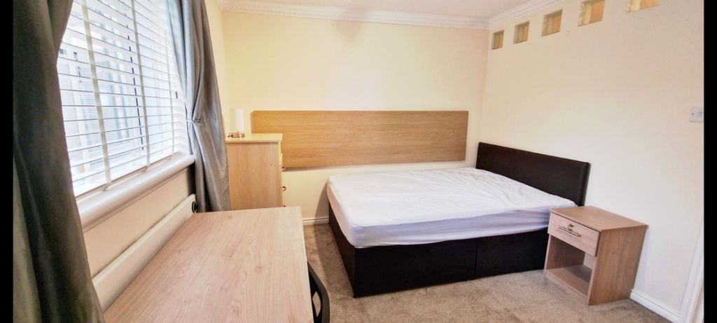 Property photo 3 of 12 Property