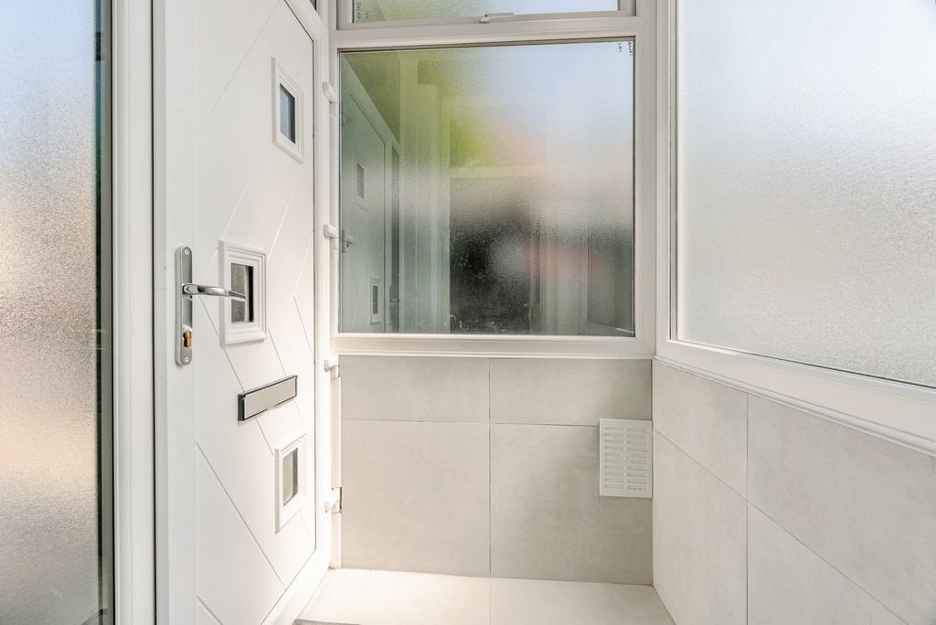Property photo 2 of 18 Pbox-Img.Jpg