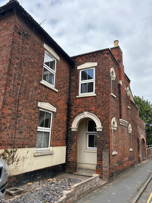 Property photo 1 of 1