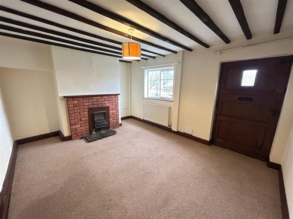 Property photo 2 of 7 Living Room