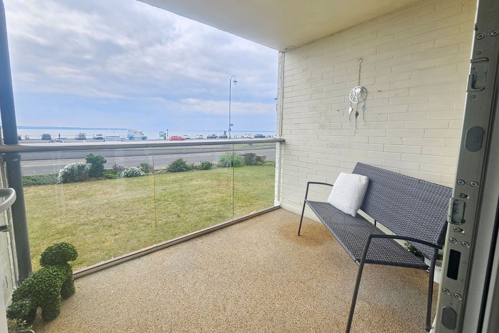 Property photo 1 of 16 Balcony