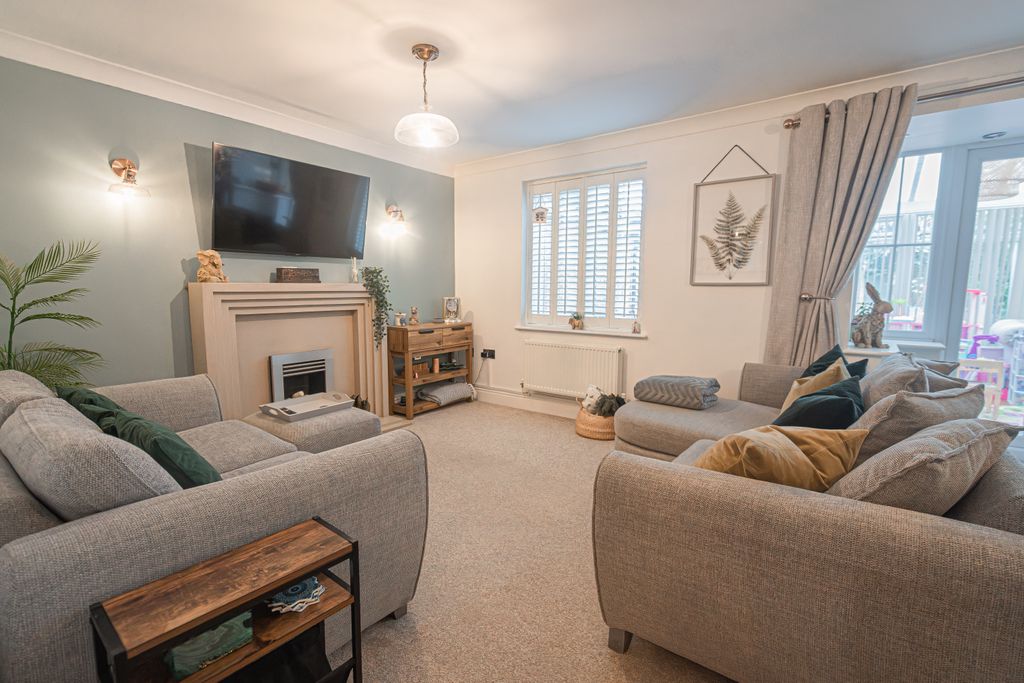 Property photo 2 of 24 20260305-Dsc08202-220260305