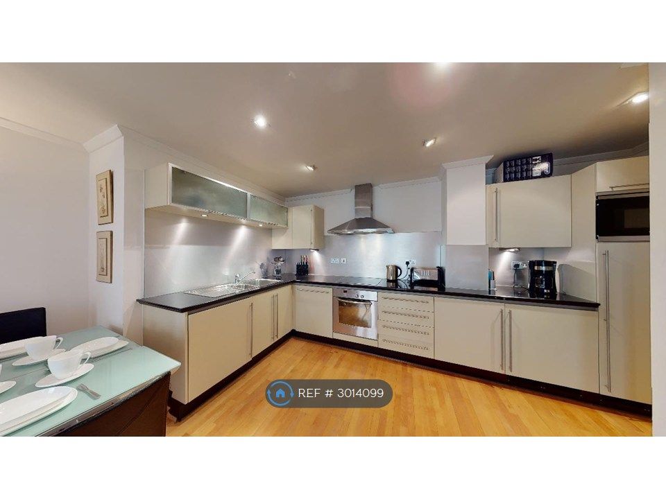 Property photo 1 of 28
