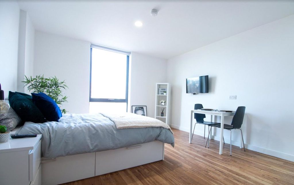 Property photo 1 of 9 Picture No. 12