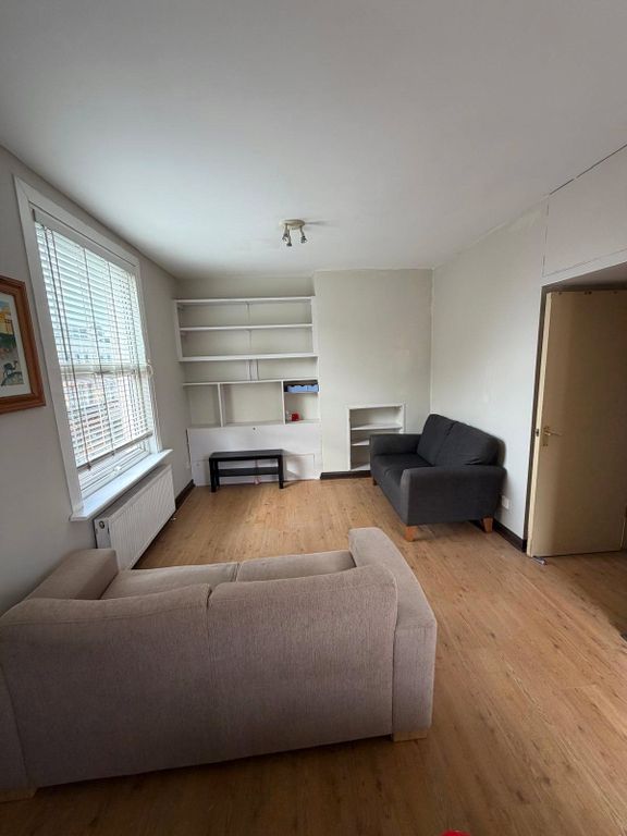 Property photo 1 of 3 Picture No. 03