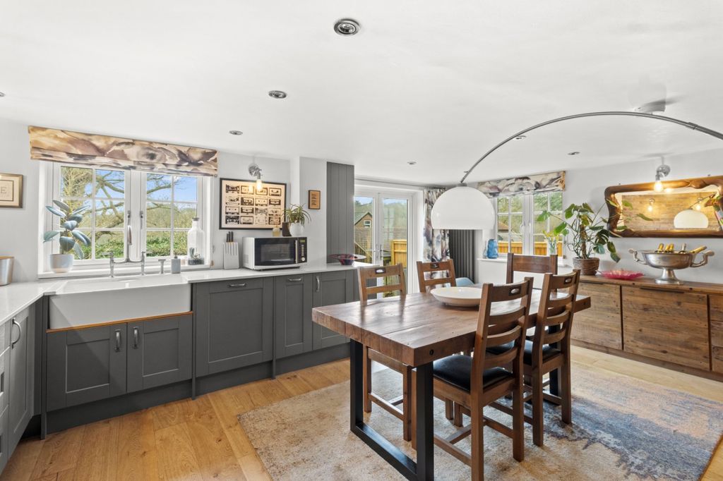 Property photo 3 of 26 Dining Room