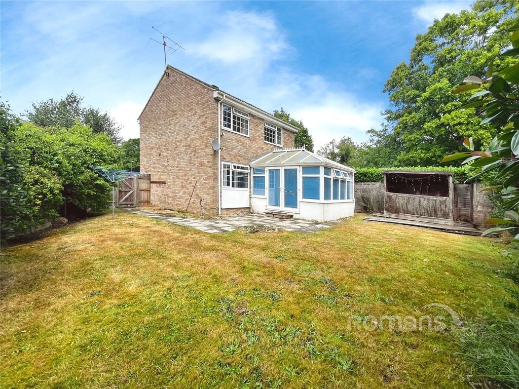 Property photo 2 of 12 Picture No. 19