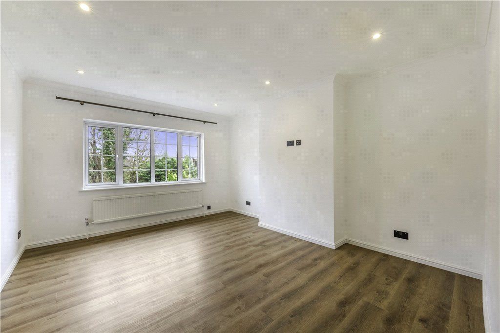 Property photo 3 of 29 Picture No. 39